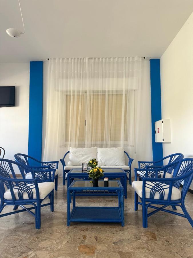 Albergo B&B Serafini Римини Экстерьер фото